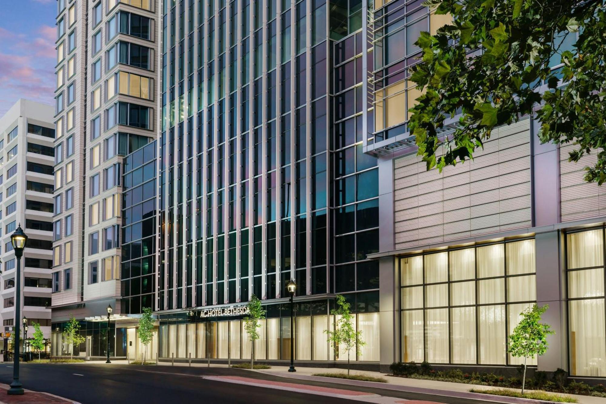 Ac Hotel By Marriott Bethesda Downtown Экстерьер фото